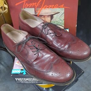 BANANA REPUBLIC LACE-UPS